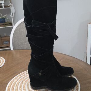 Me Too Sydney Black Suede Wedge Lace-up knee High Boot, SIZE 8